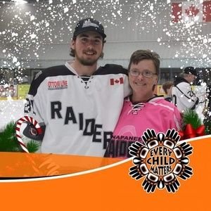 Meet your Posher, Pamela